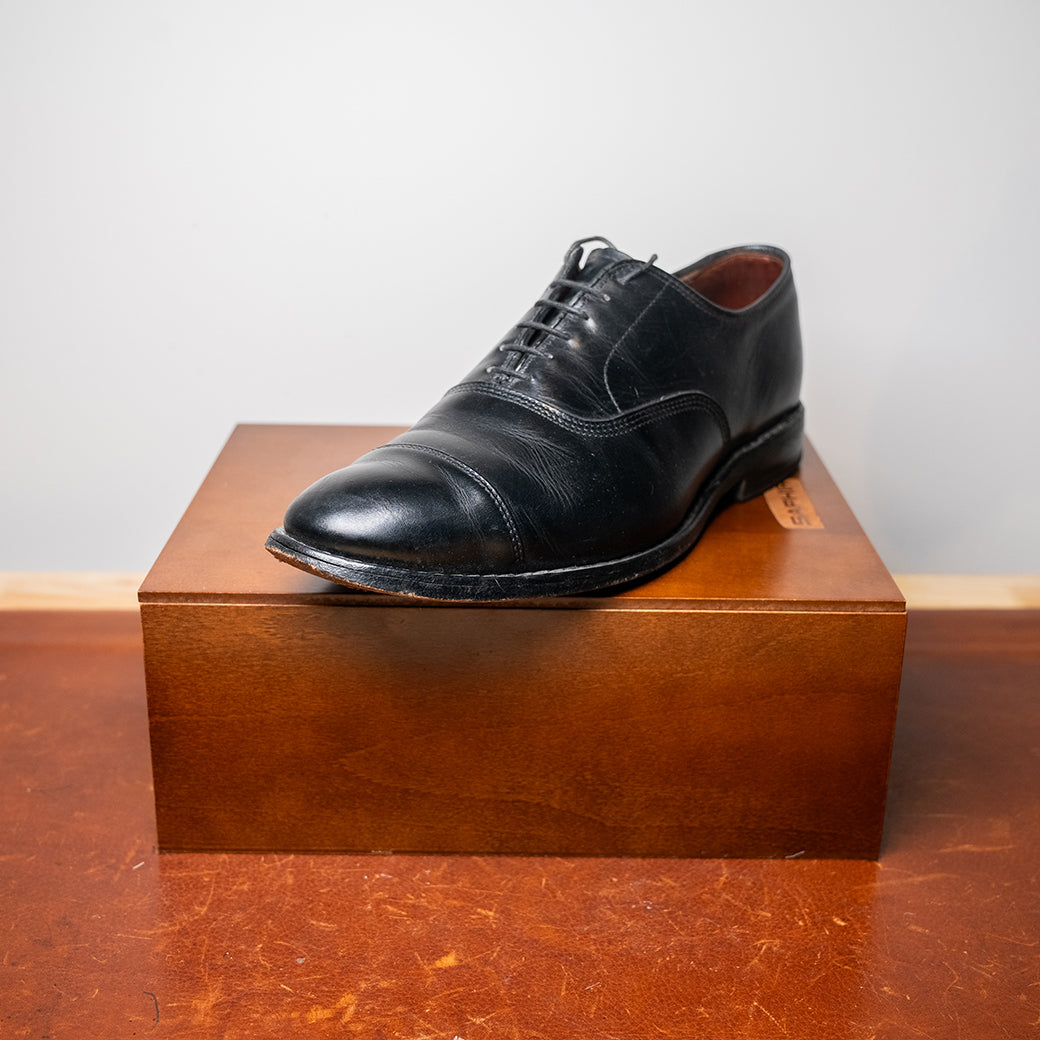 Allen Edmonds Park Avenue Cap Toe Oxford — Black — Size 8.0D
